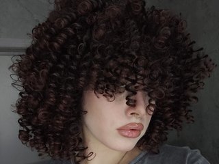 Chat de vídeo erótico xoxoxo_adelin