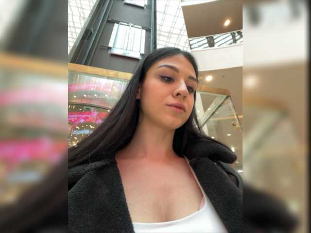 Capturas de tela de transmissão _Meggi_