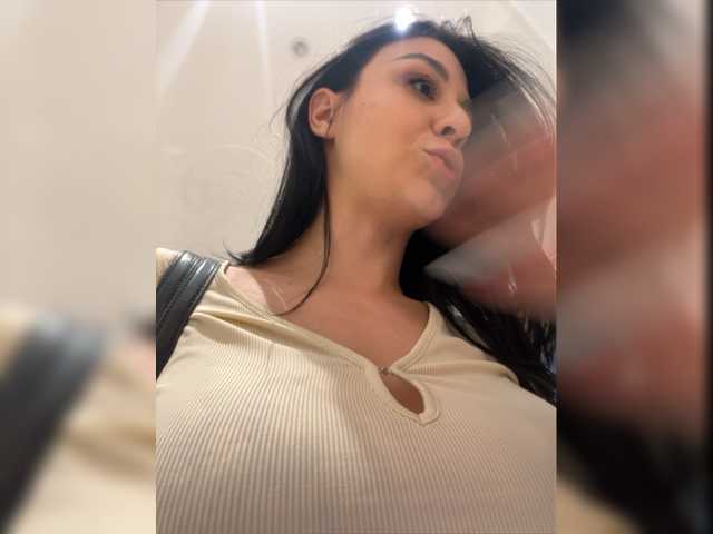 Capturas de tela de transmissão _Meggi_