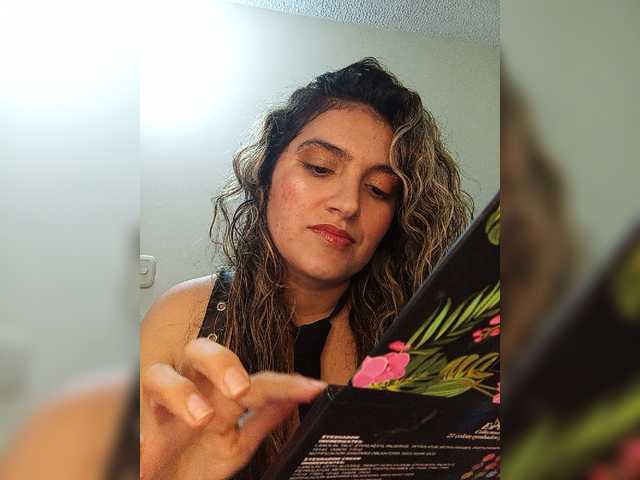 Capturas de tela de transmissão Melanie1