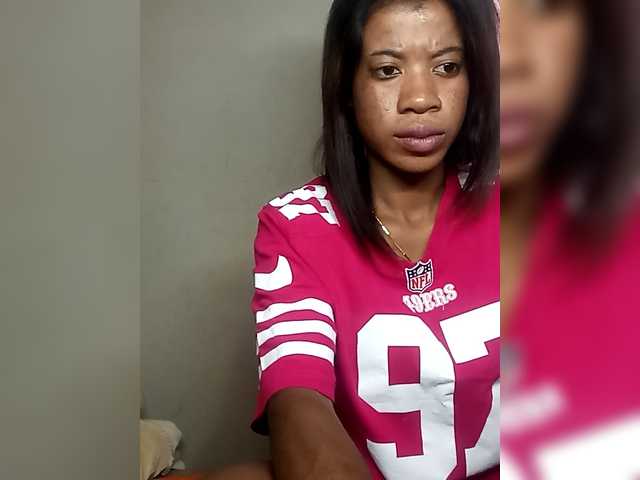 Capturas de tela de transmissão Melanie94