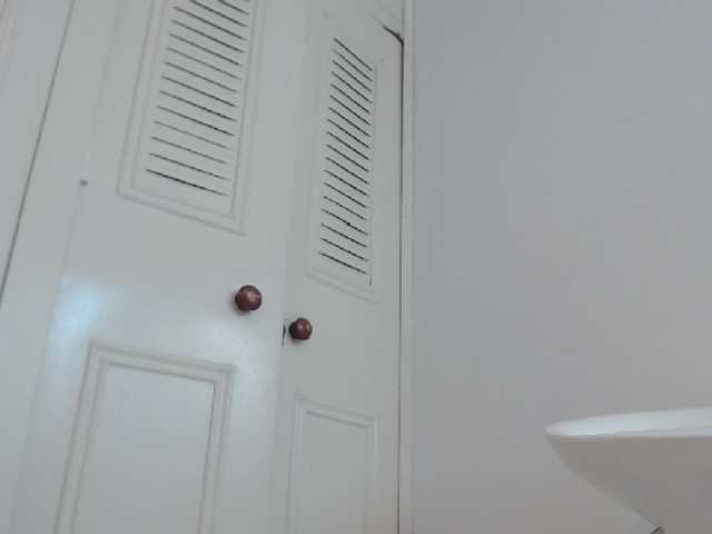 Capturas de tela de transmissão MELANYSUMMER