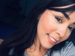 Chat de vídeo erótico mely-milu