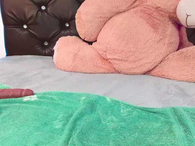 Capturas de tela de transmissão MiaaDavis