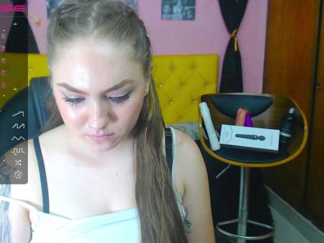 Capturas de tela de transmissão MicaelaSmith