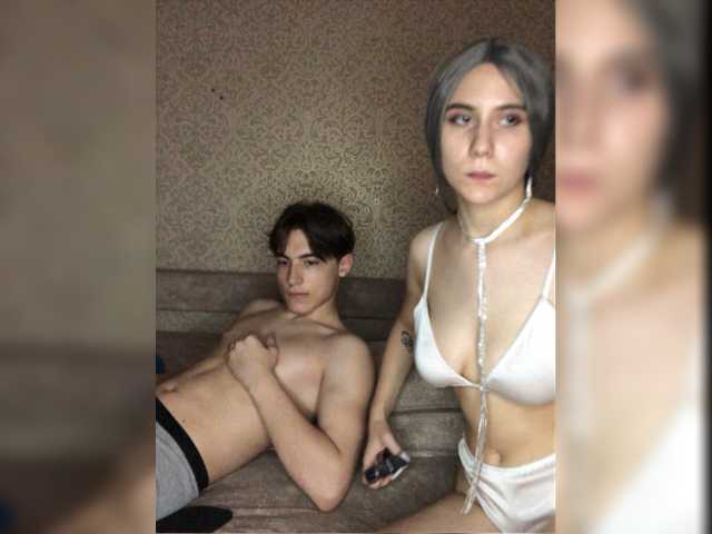 Capturas de tela de transmissão Miiilaa