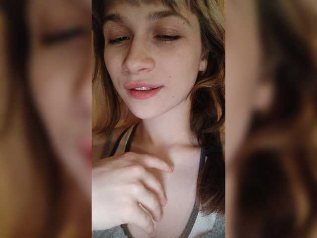 Capturas de tela de transmissão MiKiKuu