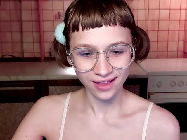 Capturas de tela de transmissão MiKiKuu