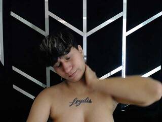 Chat de vídeo erótico Milan-rs