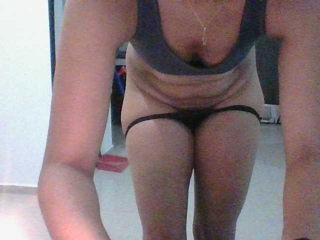 Capturas de tela de transmissão Milenita2022