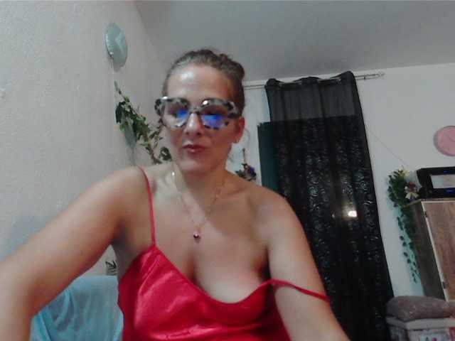 Capturas de tela de transmissão MilfiViviana