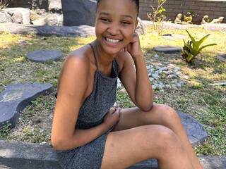 Chat de vídeo erótico MilkyBlondie2