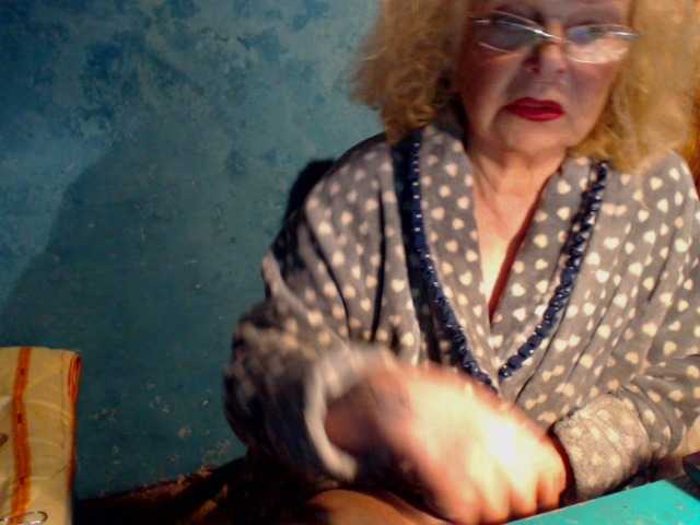 Fotos milo4ka77 boys,60+ old, i will help you cum!!!latex, gloves, fur coats ........ , chek me out ! camera 40 tocins....friends 7 tocins, private : nude mastrubate,see *****0 tok