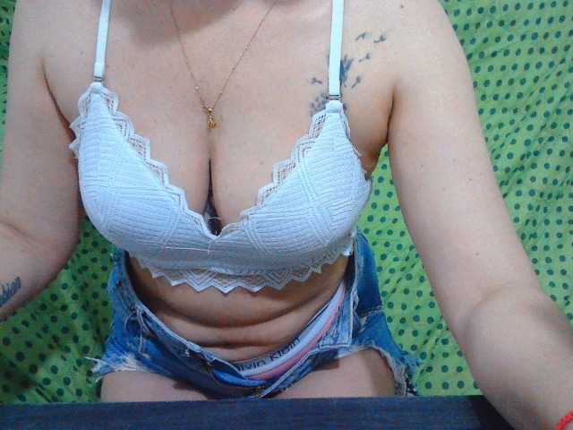 Capturas de tela de transmissão mimisexxxa