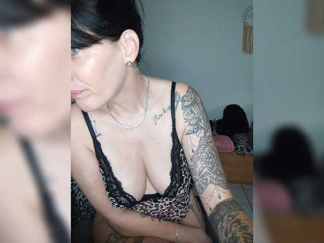 Fotos joyyy69 godedildo pussy cream 10 minsquirt @total restant @remain