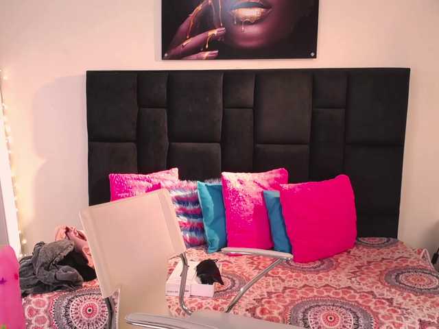 Capturas de tela de transmissão Lilith24-