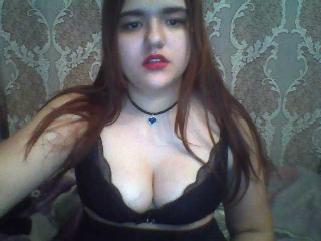 Fotos MirandaWilss Hey guys!:) Goal- #Dance #hot #pvt #c2c #fetish #feet #roleplay Tip to add at friendlist and for requests!