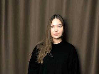 Chat de vídeo erótico MirelMinora