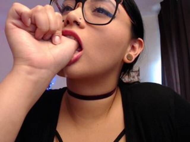 Capturas de tela de transmissão Miss-Bonnie