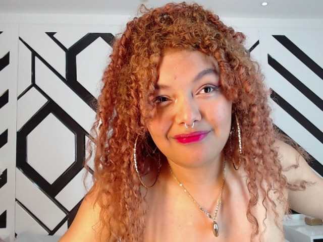 Capturas de tela de transmissão MissAlexa