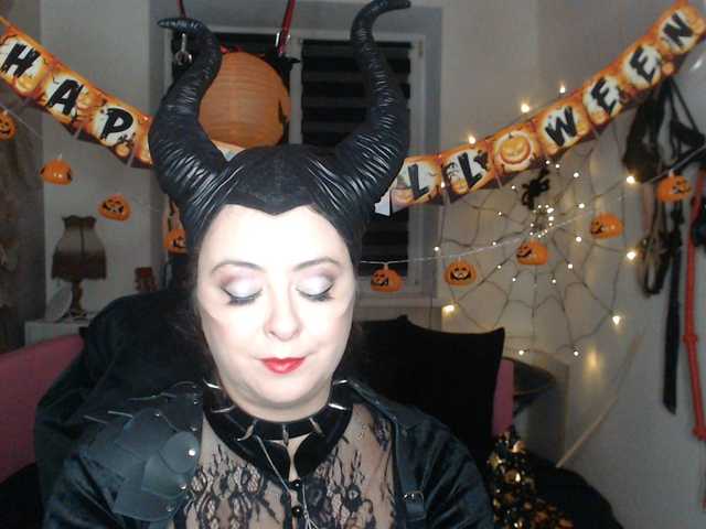 Capturas de tela de transmissão missGODDESS