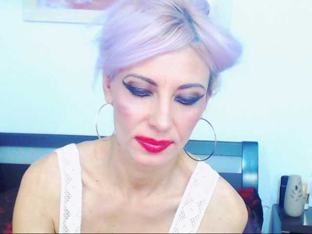 Capturas de tela de transmissão HoneyLara