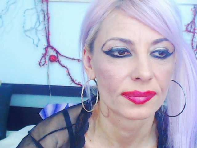 Capturas de tela de transmissão HoneyLara