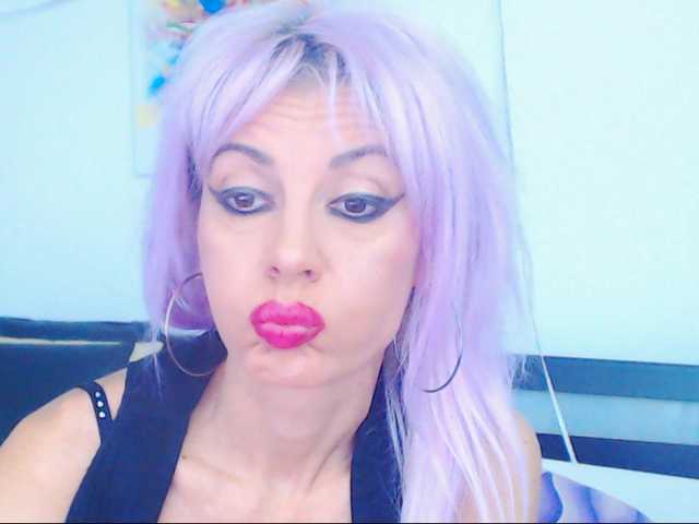 Capturas de tela de transmissão HoneyLara