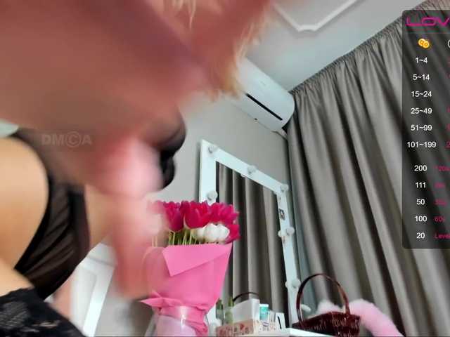 Capturas de tela de transmissão MissPonka