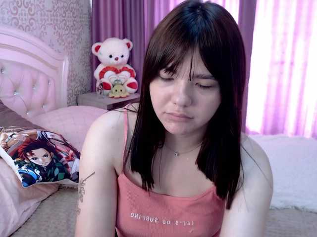 Fotos MokkaSweet hello hello its mokka again! get comfortable here, i'll be your host for today! waiting for you to play and fool around, come and see meee!! i have a dildo with me today! also in a maid costume!love you "3 #asian #cute #feet #boobies #young #bear #lo