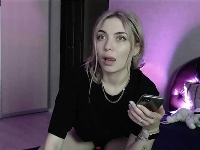 Capturas de tela de transmissão MollyMays