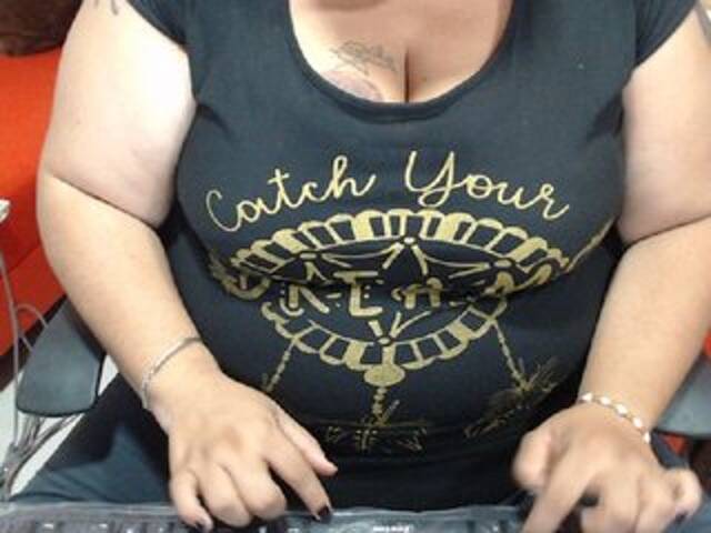 Capturas de tela de transmissão monalindagold