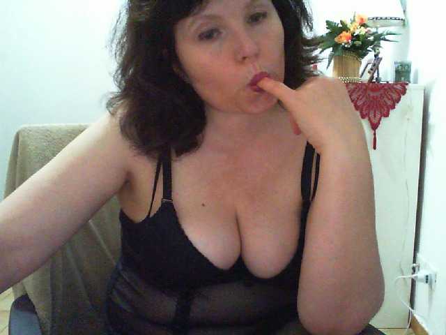 Capturas de tela de transmissão Monella2