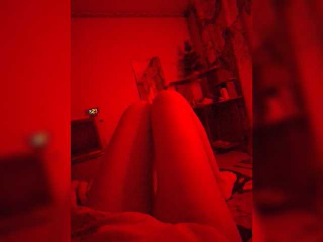 Capturas de tela de transmissão Monika510
