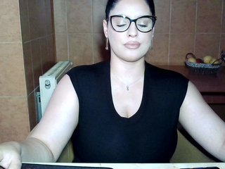 Chat de vídeo erótico MoniqQuuen