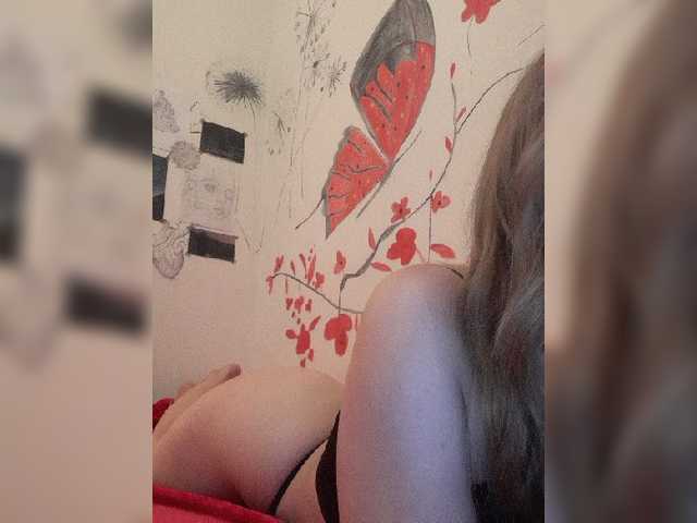 Capturas de tela de transmissão moongirl