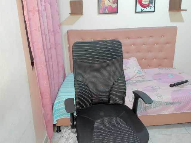 Capturas de tela de transmissão More-hot