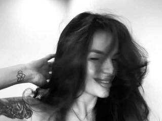 Chat de vídeo erótico moretta96