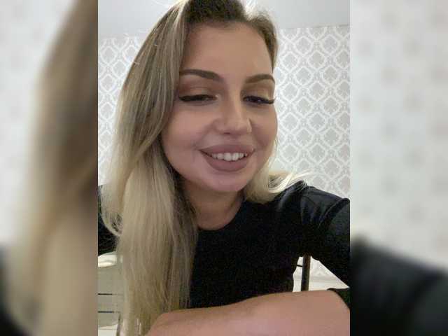 Capturas de tela de transmissão dikaya_koshka_ADAAAAA