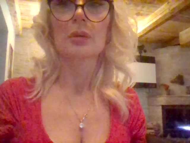 Capturas de tela de transmissão Dixie_Sutton