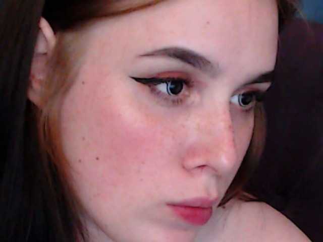 Capturas de tela de transmissão NancyMoone