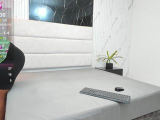 Chat de vídeo erótico Naomii-Cooper