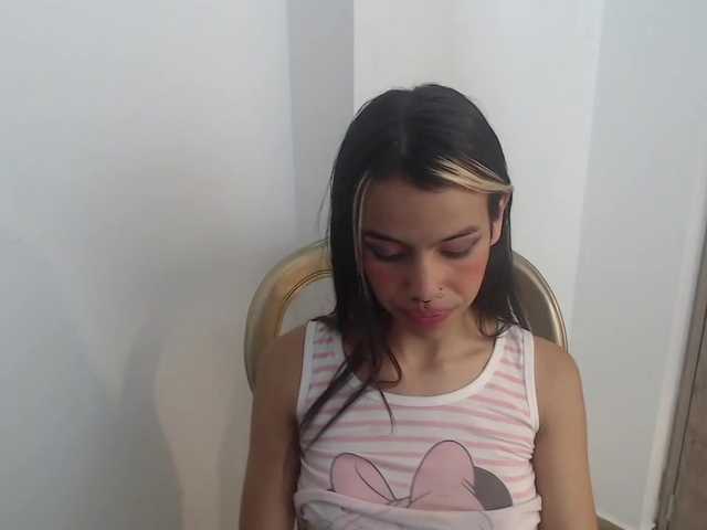 Capturas de tela de transmissão NatyBernett