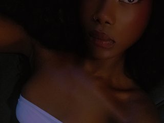 Chat de vídeo erótico NaughtyCherie