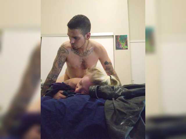 Capturas de tela de transmissão NaughtyLilChanel