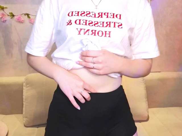 Capturas de tela de transmissão NecraBloom