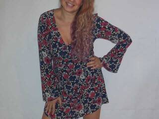 Chat de vídeo erótico NelleTEASE