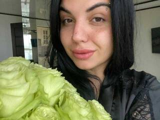 Chat de vídeo erótico Nemezziida