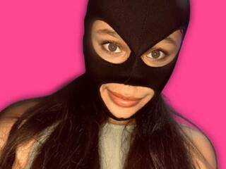 Chat de vídeo erótico Nickymask