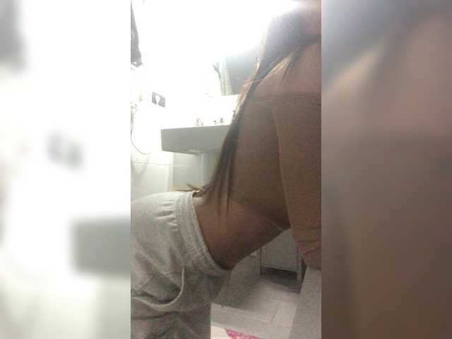 Capturas de tela de transmissão nicole21x